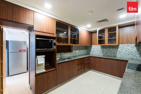 Villa in Dubai 5 bedrooms, 632.5 sq.m. № 72347 - photo 11