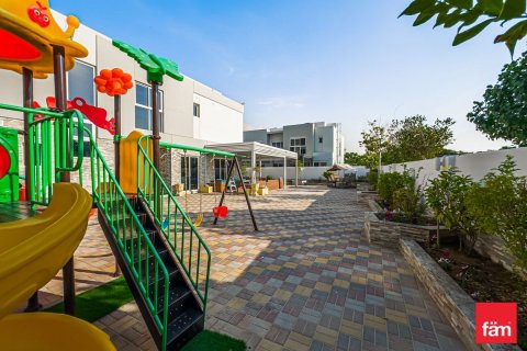 Villa in Dubai 5 bedrooms, 632.5 sq.m. № 72347 - photo 30