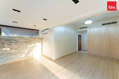 Villa in Dubai 5 bedrooms, 632.5 sq.m. № 72347 - photo 24