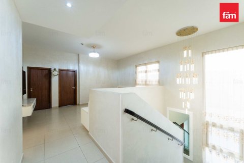 Villa in Dubai 5 bedrooms, 632.5 sq.m. № 72347 - photo 3