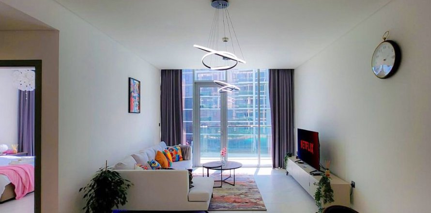 Квартира в Дубае, 1 спальня, 70.2м², № 72346