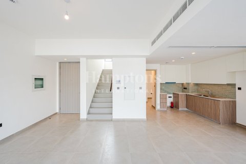 Villa in Sweden, The World Islands, Dubai 3 bedrooms, 187.47825400 sq.m. № 63654 - photo 6