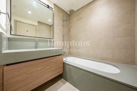 Villa in Sweden, The World Islands, Dubai 3 bedrooms, 187.47825400 sq.m. № 63654 - photo 10