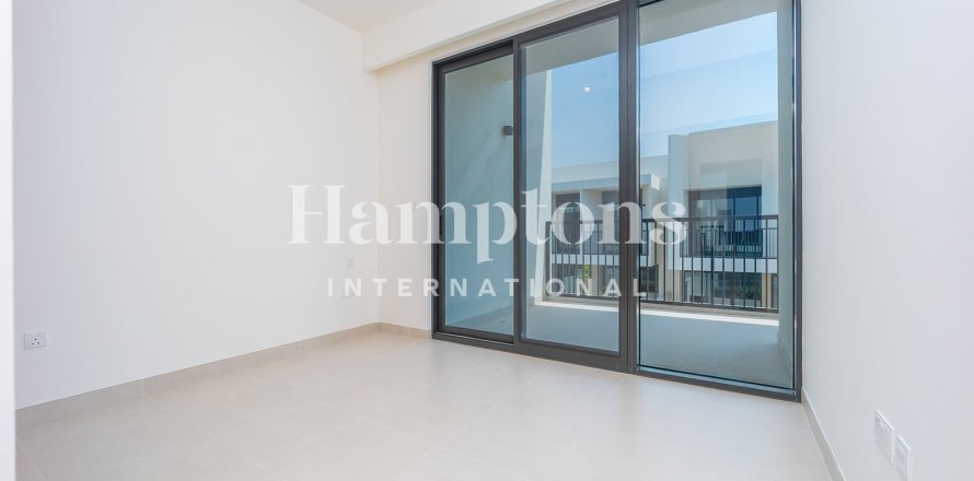 Adosado en Town Square, Dubai, 3 dormitorios, 172.149 m², № 63655