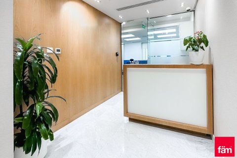 Bureau à Sheikh Zayed Road, Dubai, 97.9 m², № 137494