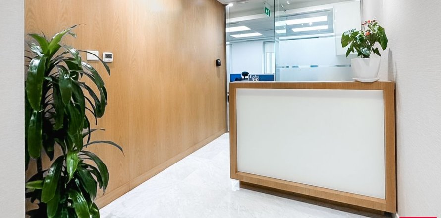 Bureau à Sheikh Zayed Road, Dubai, 97.9 m², № 137494