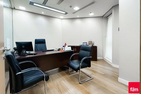 Bureau à Sheikh Zayed Road, Dubai, 97.9 m², № 137494 - photo 8