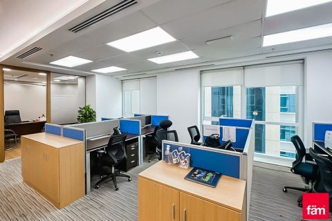 Bureau à Sheikh Zayed Road, Dubai, 97.9 m², № 137494 - photo 11