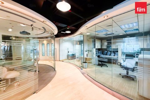 Office in Bur Dubai, Dubai 650.3 sq.m. № 137496 - photo 3