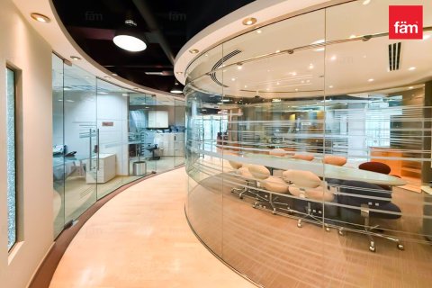 Office in Bur Dubai, Dubai 650.3 sq.m. № 137496 - photo 9