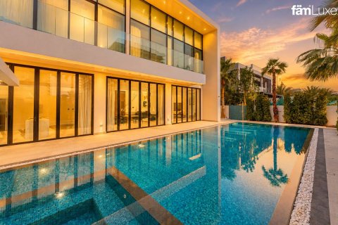 Villa in Dubai Hills Estate, Dubai 5 bedrooms, 1002.5 sq.m. № 137495