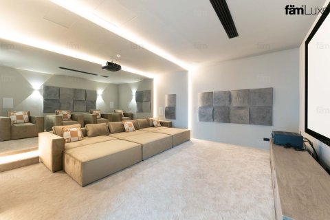 Villa in Dubai Hills Estate, Dubai 5 bedrooms, 1002.5 sq.m. № 137495 - photo 12