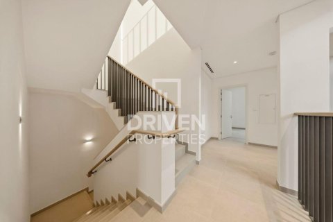 Townhouse in Mudon, Dubai 4 bedrooms, 248.33 sq.m. № 129847 - photo 5