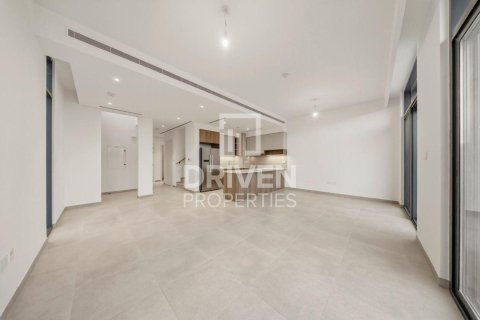 Townhouse in Mudon, Dubai 4 bedrooms, 248.33 sq.m. № 129847 - photo 20