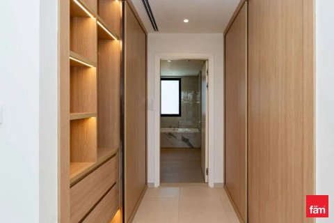 Снять в аренду таунхаус в Джабаль-Али, Дубай: 4 спальни, 351.1м², № 111281 - фото 2