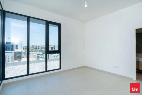 Снять в аренду таунхаус в Джабаль-Али, Дубай: 4 спальни, 351.1м², № 111281 - фото 9