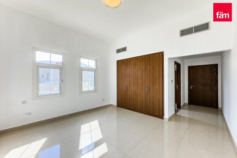 Villa in Dubai 5 bedrooms, 817.3 sq.m. № 111293 - photo 5