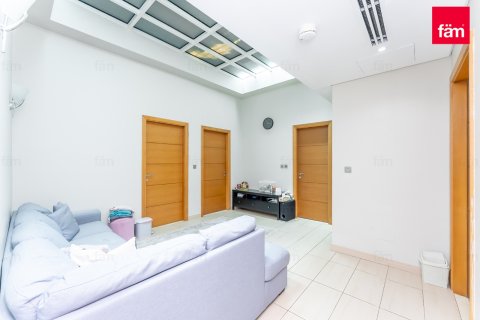 Villa in Jumeirah Park, Dubai 4 bedrooms, 515.8 sq.m. № 111292 - photo 8