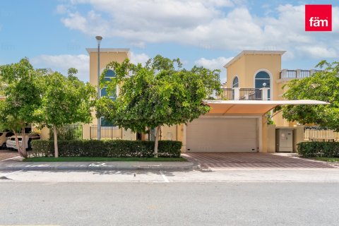 Villa in Jumeirah Park, Dubai 4 bedrooms, 515.8 sq.m. № 111292 - photo 5