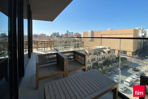 Apartment in Dubai 3 bedrooms, 136.9 sq.m. № 40162 - photo 1