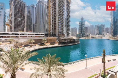 Villa in Dubai Marina, Dubai 3 bedrooms, 363.7 sq.m. № 40163 - photo 3