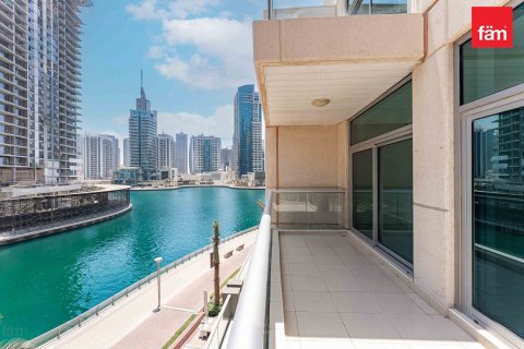 Villa in Dubai Marina, Dubai 3 bedrooms, 363.7 sq.m. № 40163 - photo 10