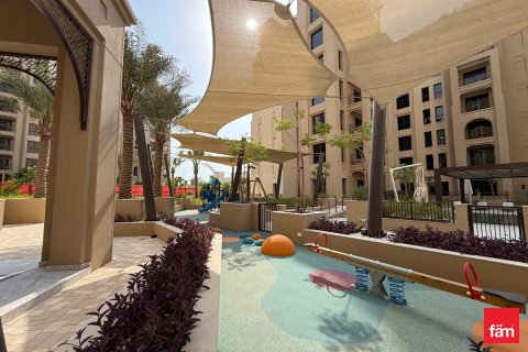 Apartment in Dubai 3 bedrooms, 175.5 sq.m. № 40164 - photo 1