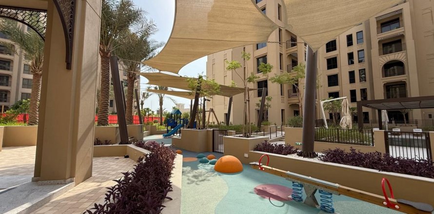 Apartment in Dubai 3 bedrooms, 175.5 sq.m. № 40164