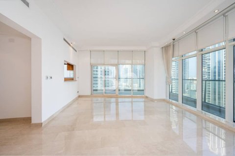 Снять в аренду квартиру в Дубай Марине, Дубай: 3 спальни, 231м², № 21566 - фото 5