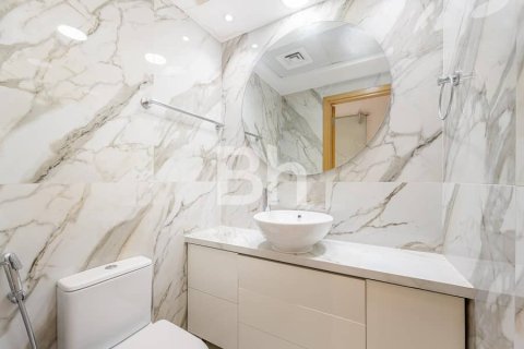 Снять в аренду квартиру в Дубай Марине, Дубай: 3 спальни, 231м², № 21566 - фото 9