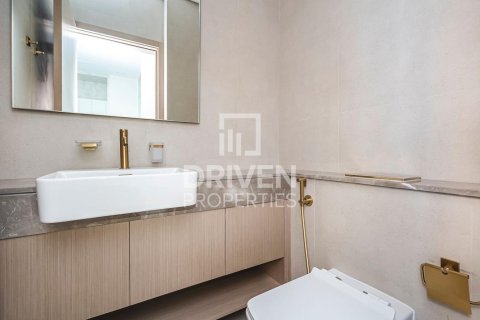 Apartment in Jumeirah Village Circle, Dubai 1 bedroom, 75.07 sq.m. № 127459 - photo 8