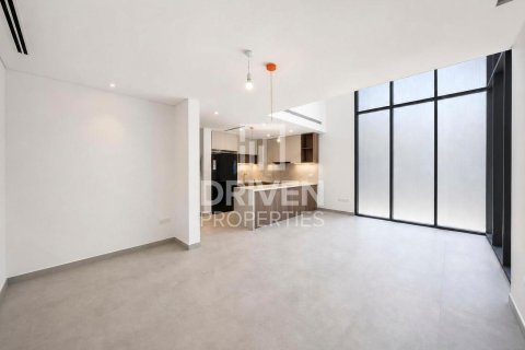 Townhouse in Mudon, Dubai 4 bedrooms, 262.08 sq.m. № 136664 - photo 2