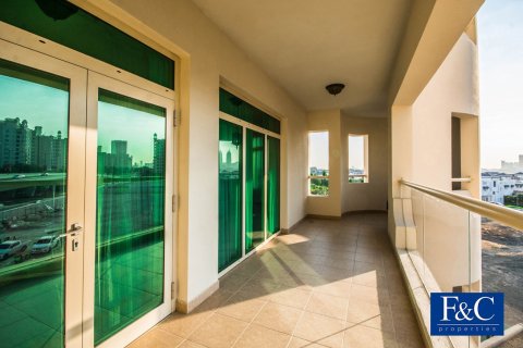 Apartment in Shoreline Apartments, Palm Jumeirah, Dubai 3 bedrooms, 200 sq.m. № 103343 - photo 8