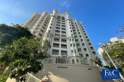 Apartment in Shoreline Apartments, Palm Jumeirah, Dubai 3 bedrooms, 200 sq.m. № 103343 - photo 5