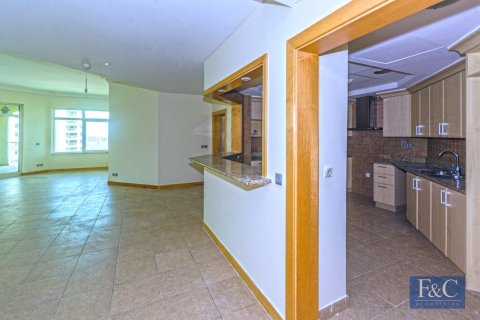 Apartment in Shoreline Apartments, Palm Jumeirah, Dubai 3 bedrooms, 203 sq.m. № 103342 - photo 3