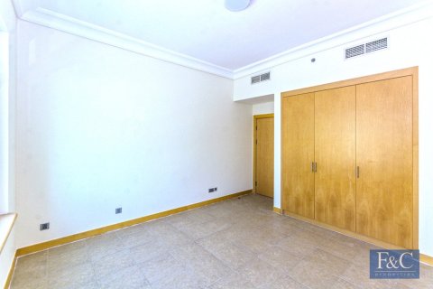 Apartment in Shoreline Apartments, Palm Jumeirah, Dubai 3 bedrooms, 203 sq.m. № 103342 - photo 7