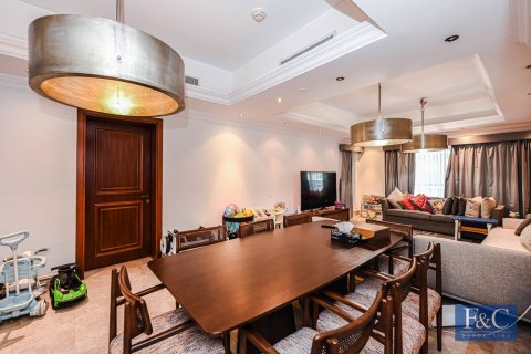 Apartment in The Fairmont Palm Residences, Palm Jumeirah, Dubai 3 bedrooms, 215 sq.m. № 103341 - photo 13