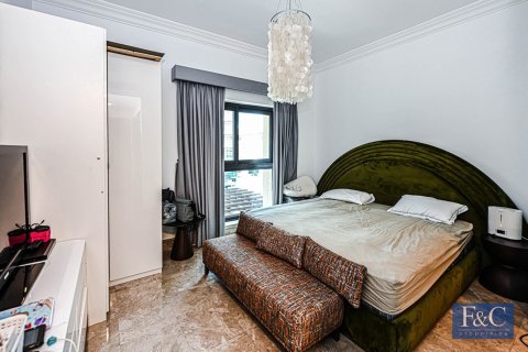 Apartment in The Fairmont Palm Residences, Palm Jumeirah, Dubai 3 bedrooms, 215 sq.m. № 103341 - photo 15