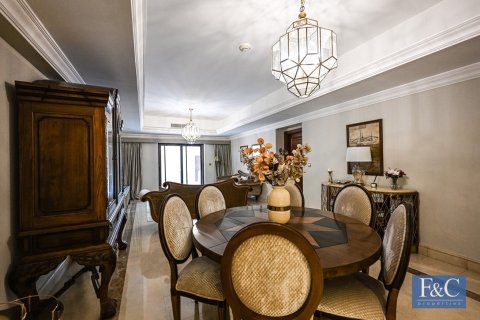 Townhouse in The Fairmont Palm Residences, Palm Jumeirah, Dubai 3 bedrooms, 483 sq.m. № 103338 - photo 16