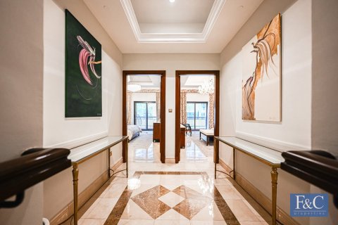 Townhouse in The Fairmont Palm Residences, Palm Jumeirah, Dubai 3 bedrooms, 483 sq.m. № 103338 - photo 22