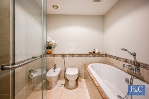 Townhouse in The Fairmont Palm Residences, Palm Jumeirah, Dubai 3 bedrooms, 483 sq.m. № 103338 - photo 5