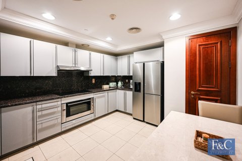 Townhouse in The Fairmont Palm Residences, Palm Jumeirah, Dubai 3 bedrooms, 483 sq.m. № 103338 - photo 29
