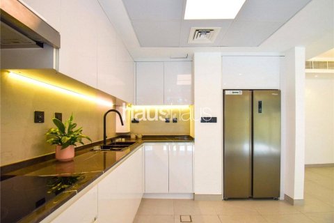 Townhouse in The Springs, Dubai 2 bedrooms, 172 sq.m. № 43271 - photo 2