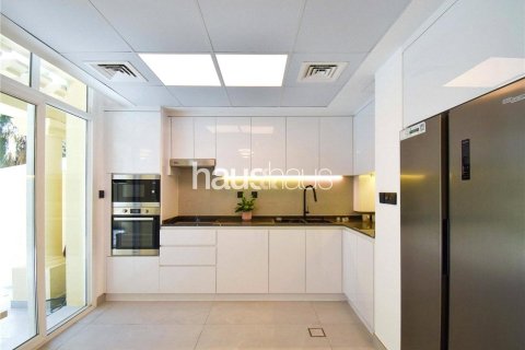 Townhouse in The Springs, Dubai 2 bedrooms, 172 sq.m. № 43271 - photo 4
