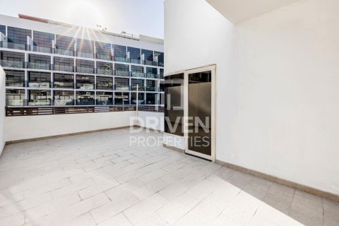 Townhouse in Jumeirah Village Circle, Dubai 4 bedrooms, 198 sq.m. № 20586 - photo 15