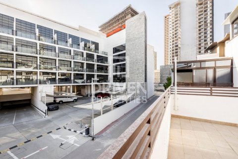 Townhouse in Jumeirah Village Circle, Dubai 4 bedrooms, 198 sq.m. № 20586 - photo 13
