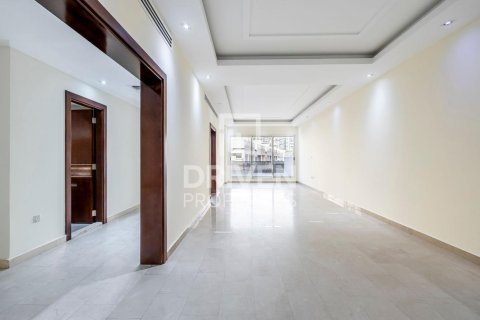 Townhouse in Jumeirah Village Circle, Dubai 4 bedrooms, 198 sq.m. № 20586 - photo 2