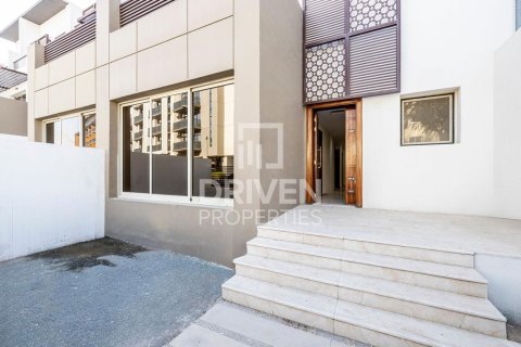 Townhouse in Jumeirah Village Circle, Dubai 4 bedrooms, 198 sq.m. № 20586 - photo 21