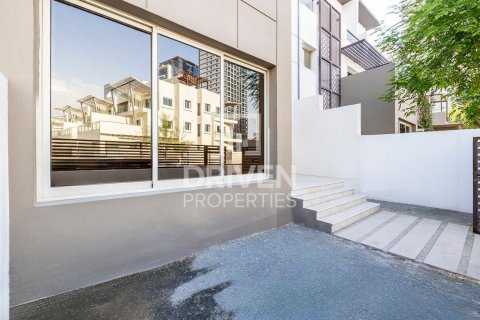 Townhouse in Jumeirah Village Circle, Dubai 4 bedrooms, 198 sq.m. № 20586 - photo 18