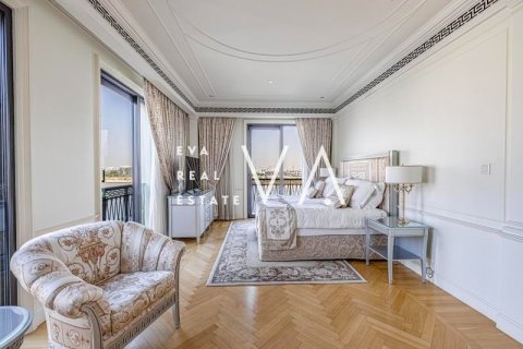 Apartment in Bur Dubai, Dubai 4 bedrooms, 466 sq.m. № 52769 - photo 22